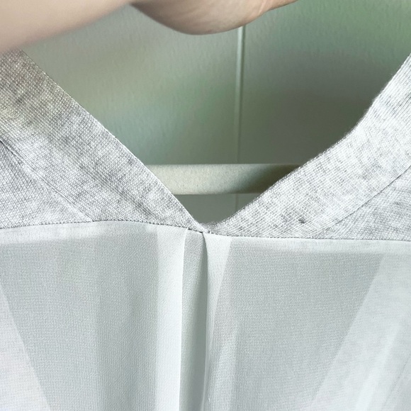 NWT Lane Bryant Grey Knit V- Neck Kimono Sleeve Mixed Media Sheer Top Sz… - Picture 5 of 13